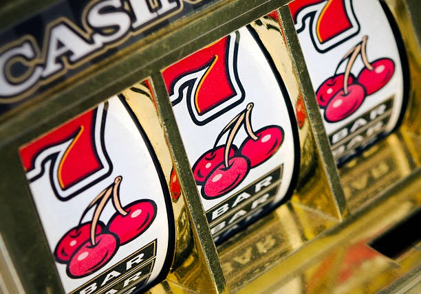 Free spins counter display